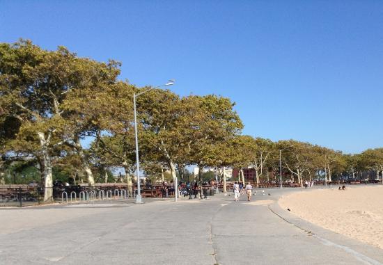 Manhattan Beach Park